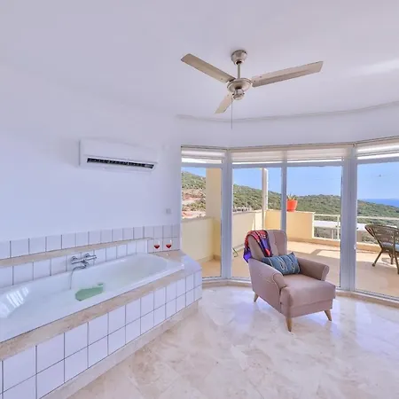 For 6 People With A View Of Kas,goekseki Location *