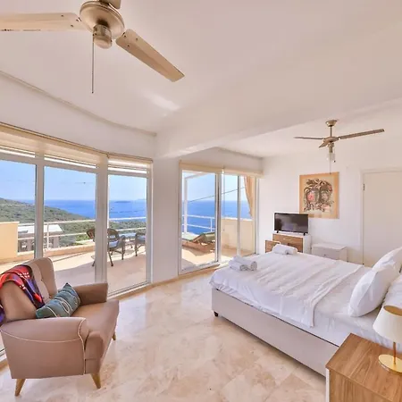 For 6 People With A View Of Kas,goekseki Location Βίλα *